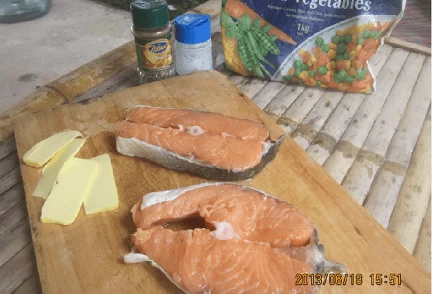 стейк из семги с овощами