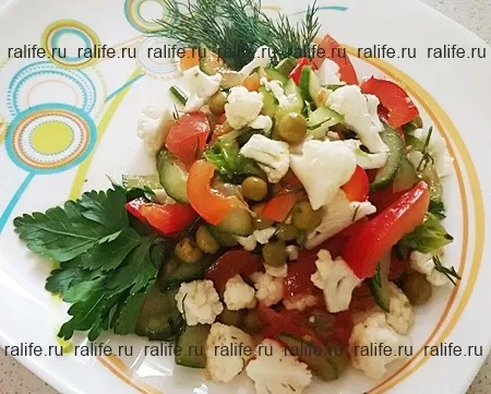 салат овощной с белком