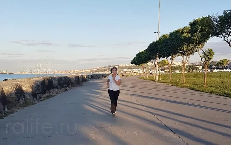 утренняя пробежка по набережной