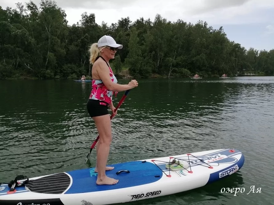 отдых летом на озере Ая